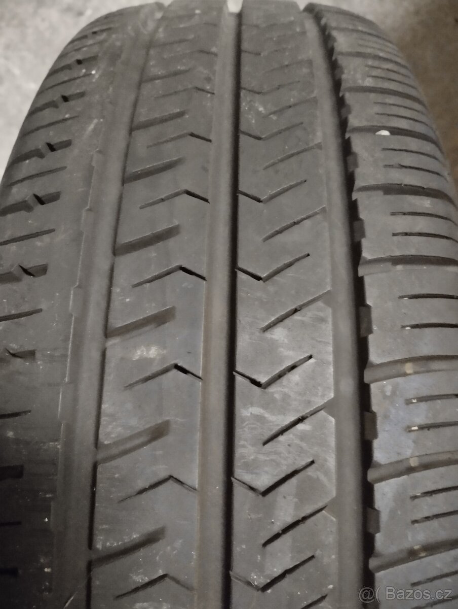 Hankook 205/65 R16C DOT 0917 - 4