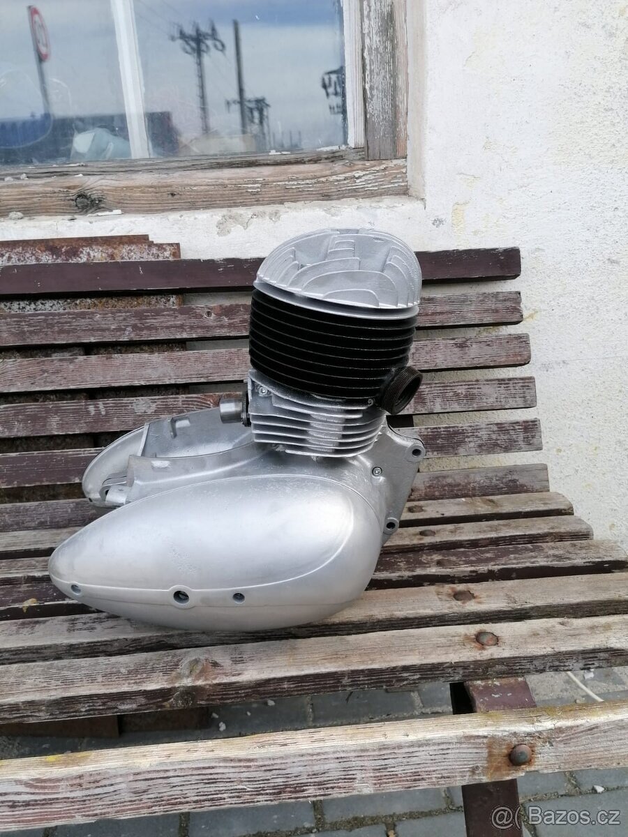 Jawa Perák - komunista - 4