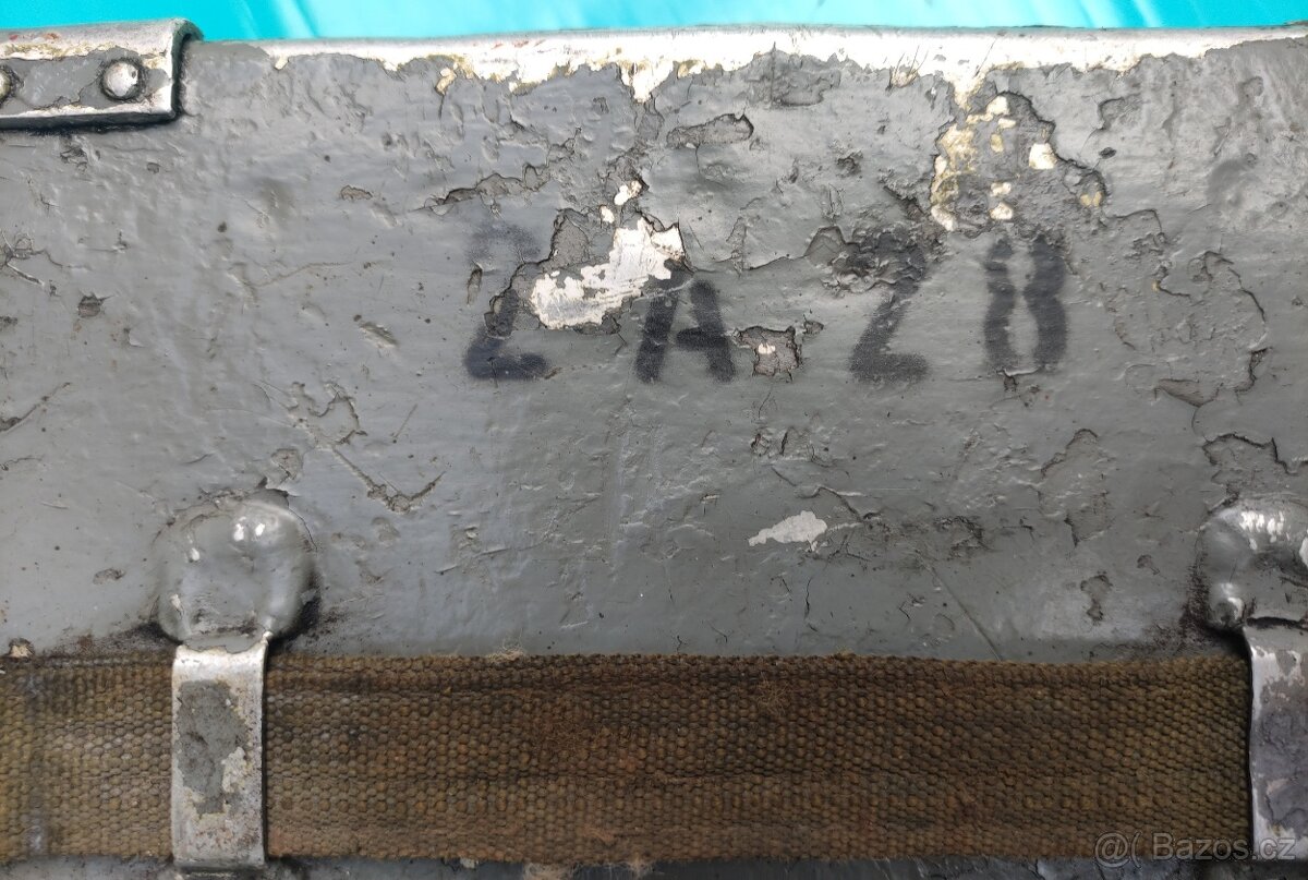 Vojenská bedna. - 4