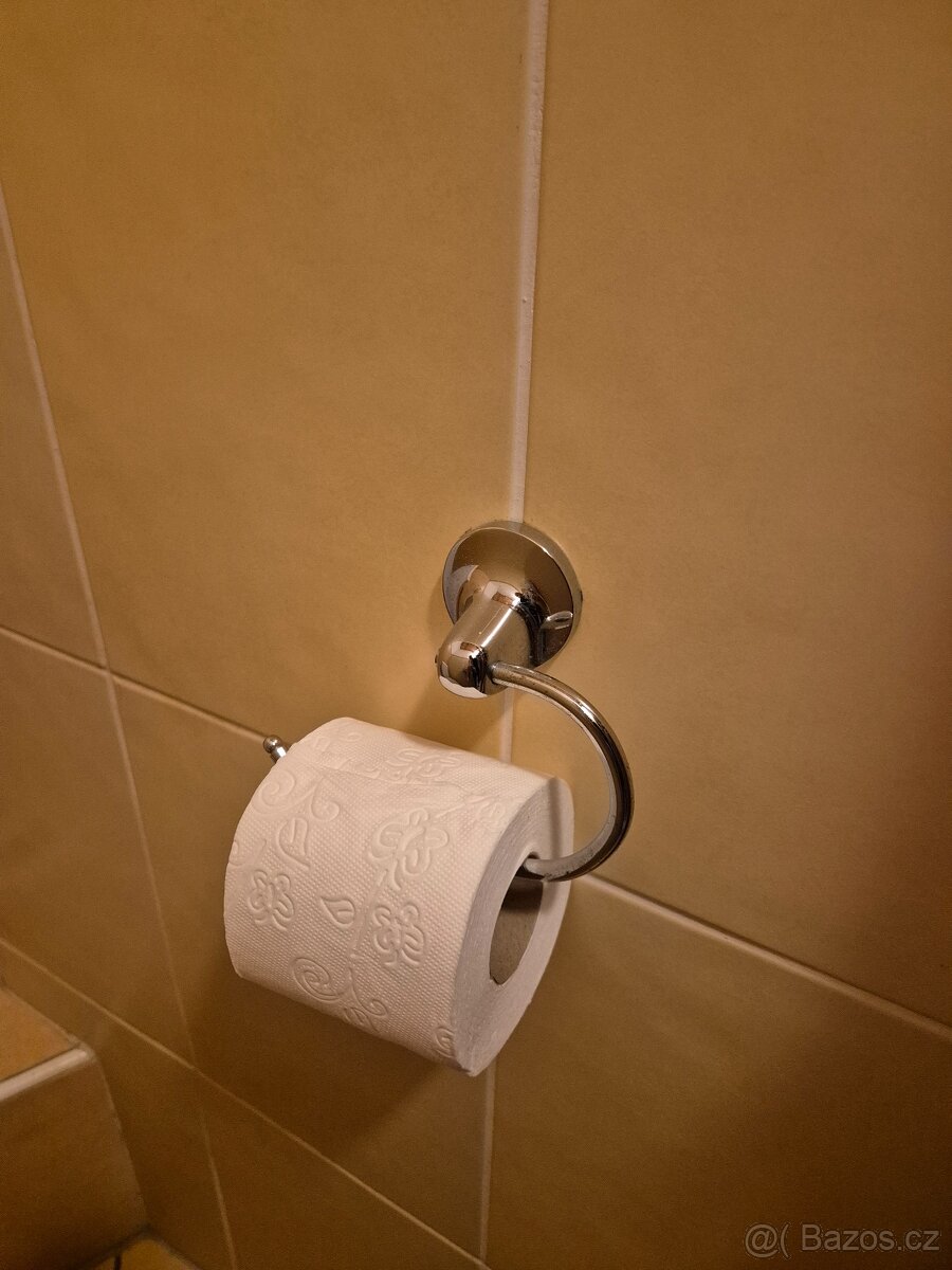 WC mísa 390 x 650 + prkýnko + držák na papír - 4