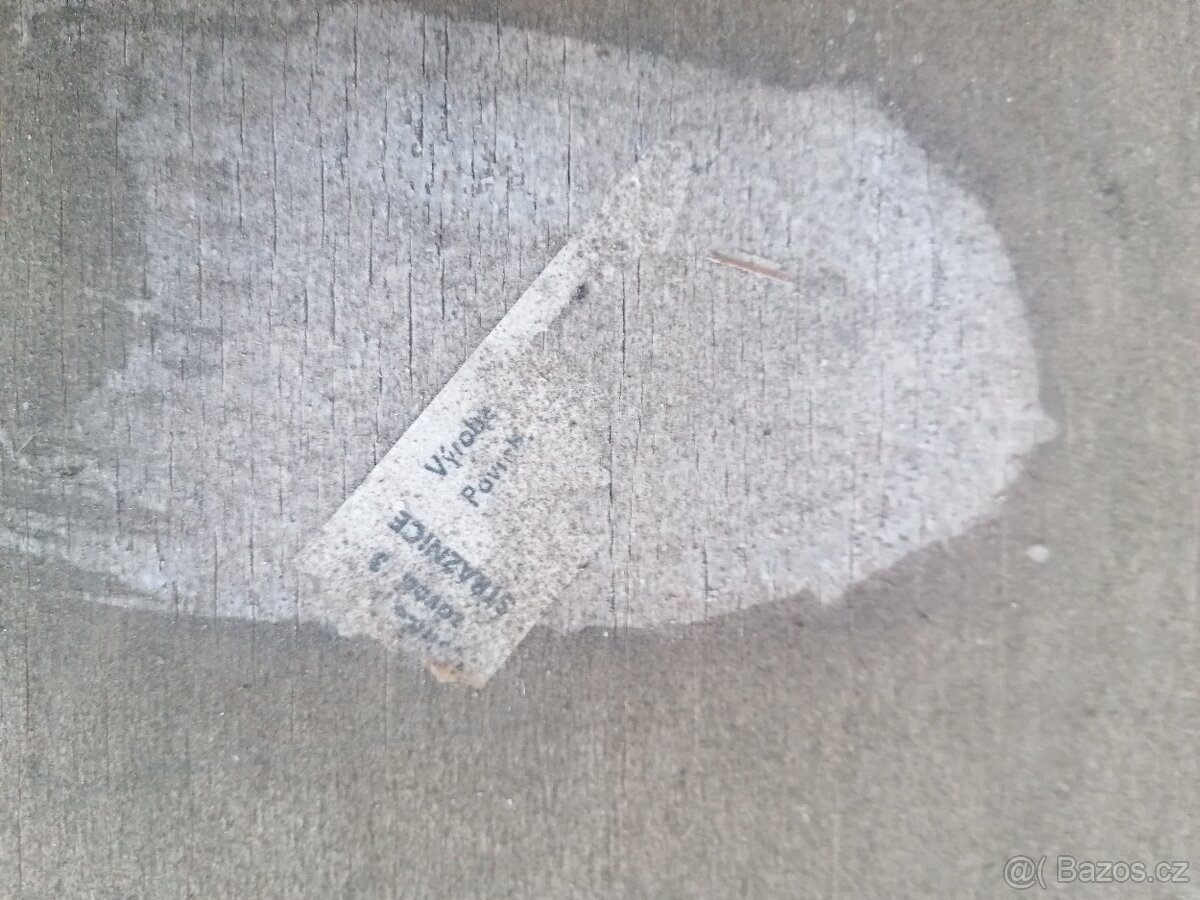 Retro dřevěné pevné židle - 4