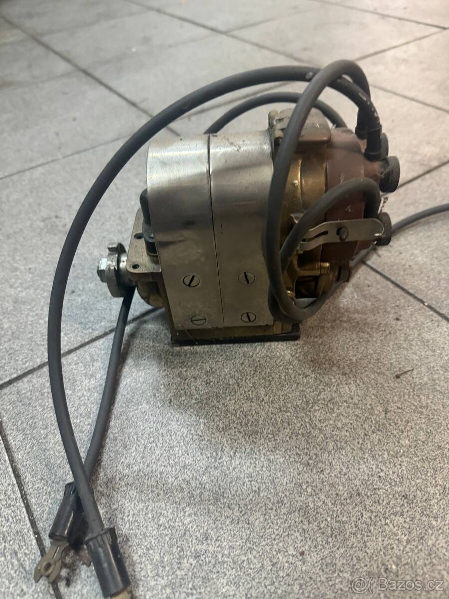 Magneto Bosch Type ZF4 - 4