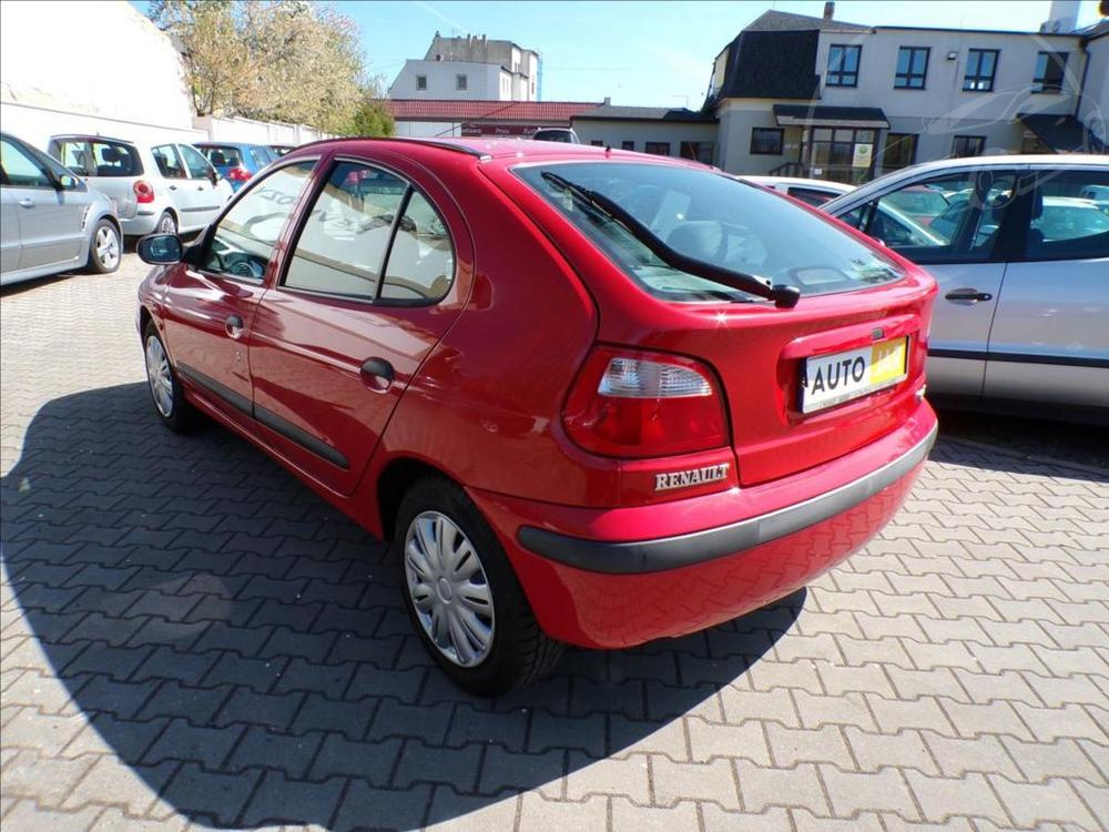Renault Megane 1,6 16V - 4