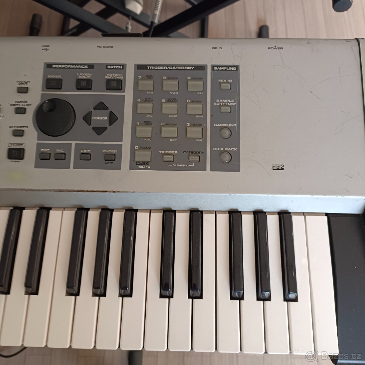 Roland Fantom xa - 4