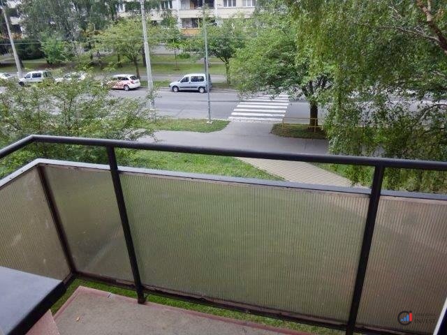 Prodej bytu 1+kk s balkónem, Pardubice - Polabiny - 4