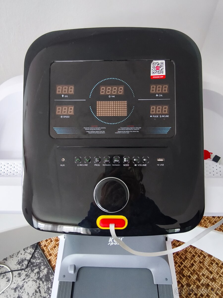 Běžecký pás Kubisport GB4450K - 4