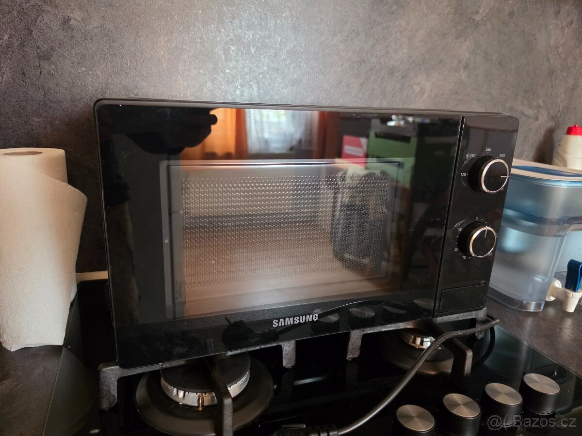 Mikrovlná trouba Samsung - Záruka rok - 4