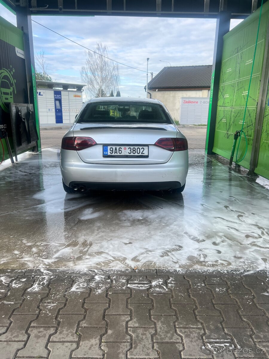Audi A4 B8 2.0 rv2008 - 4