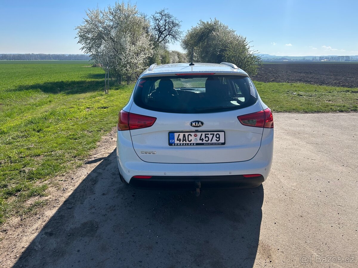 KIA ceed SW 1,6gdi 99kW - 2014 - 4