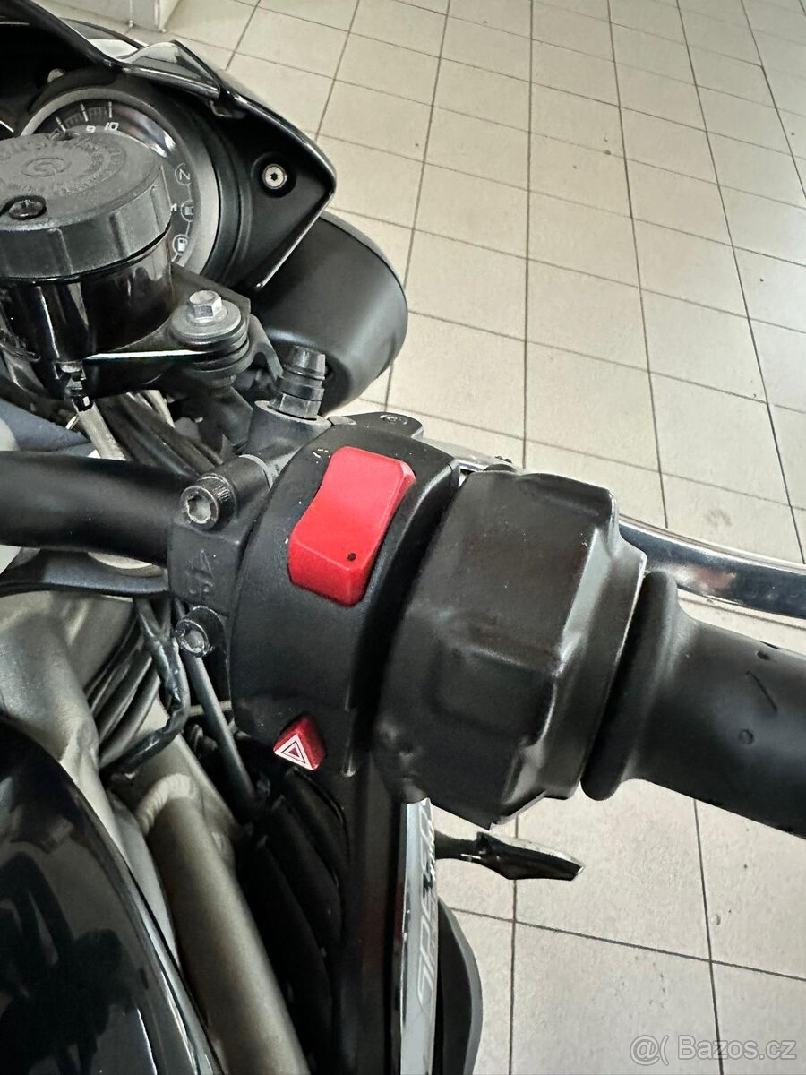 Triumph Speed Triple 1050 - 4