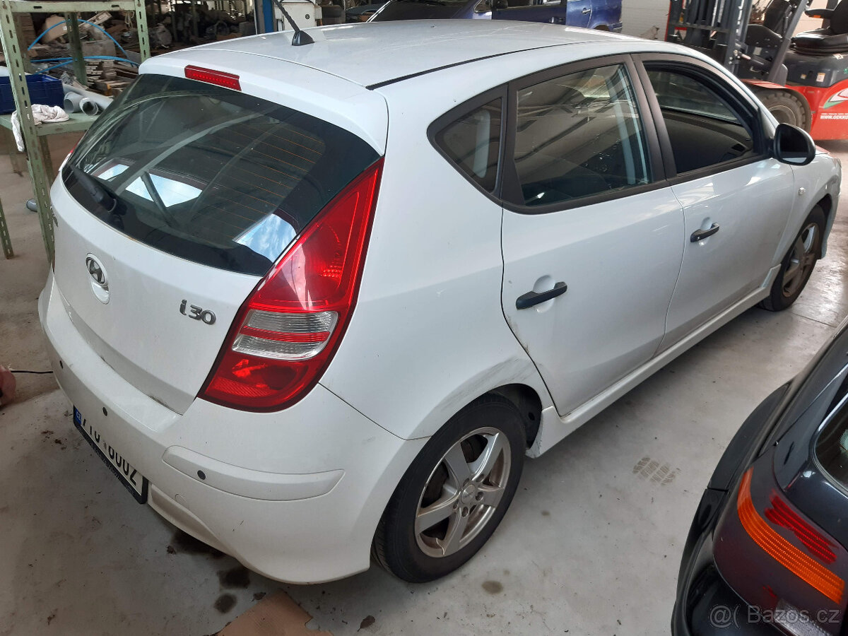Hyundai I30 2010 1,4DOHC 80kW Hatchback - DILY - 4
