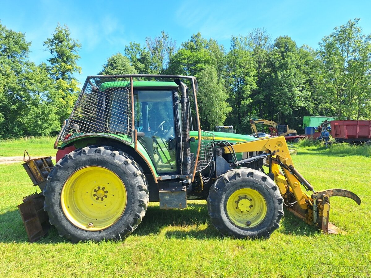 JOHN DEERE 6130 STANDARD 4X4 - 4