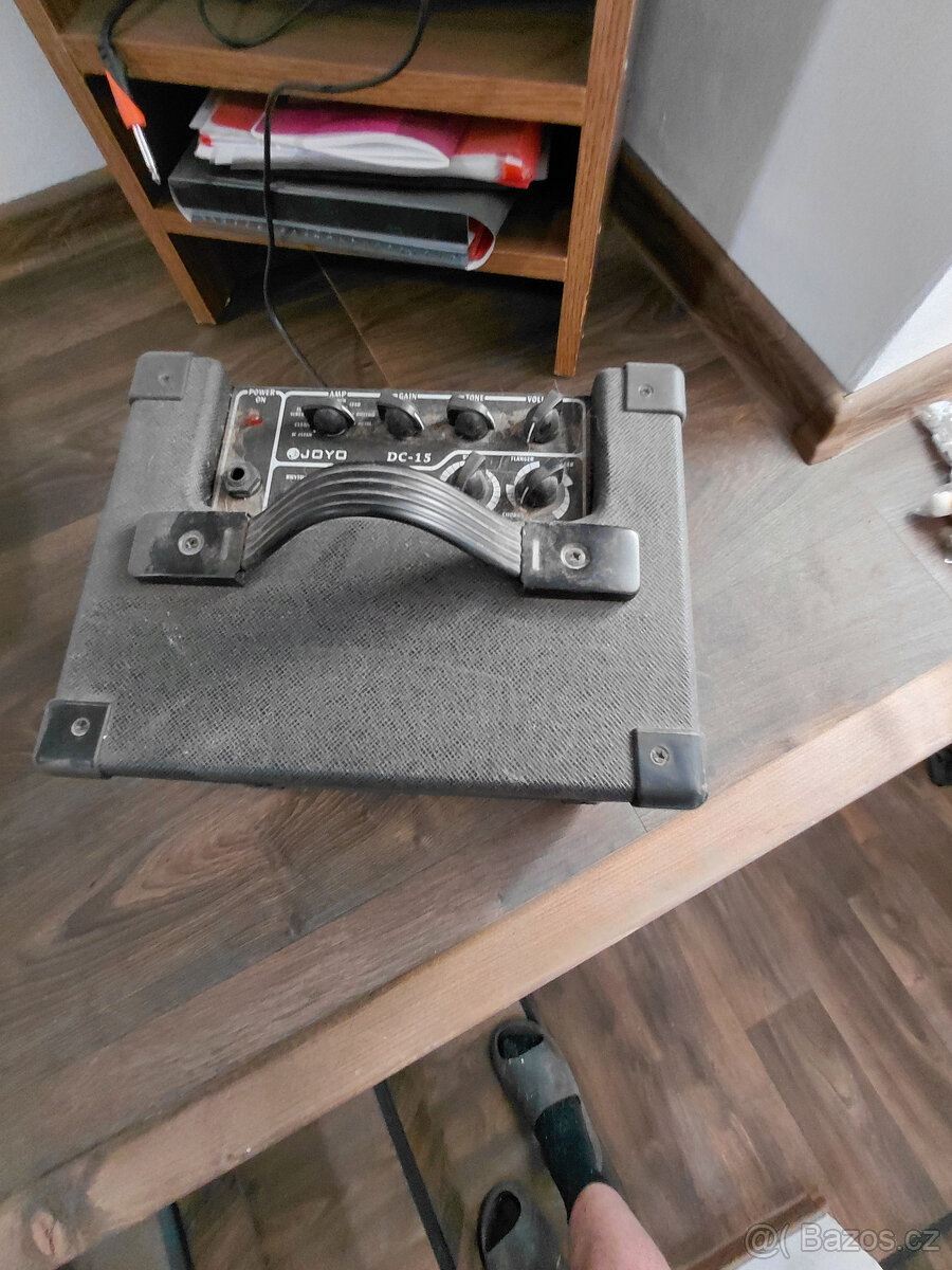 Prodám elektrickou kytaru ABX - 4