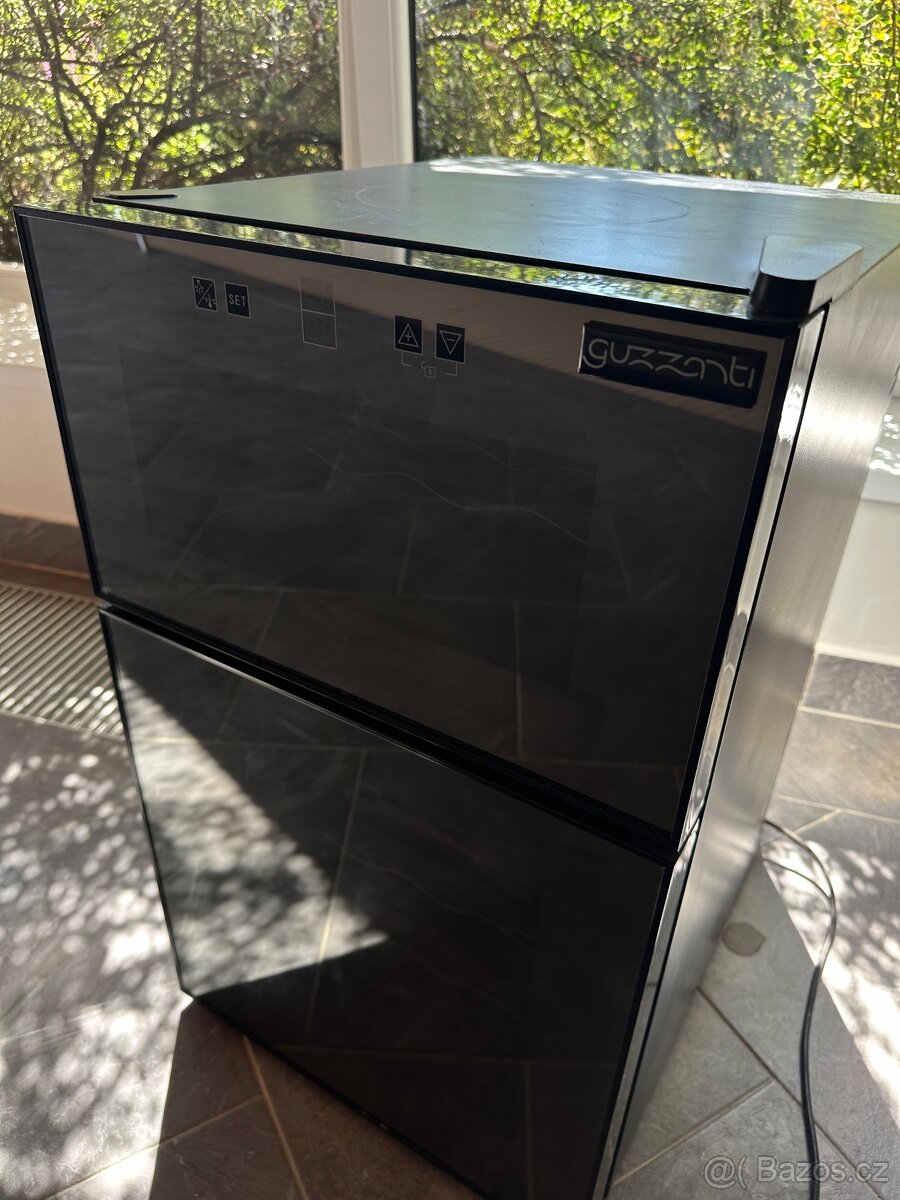 Lednice na víno Guzzanti GZ 25 - 4
