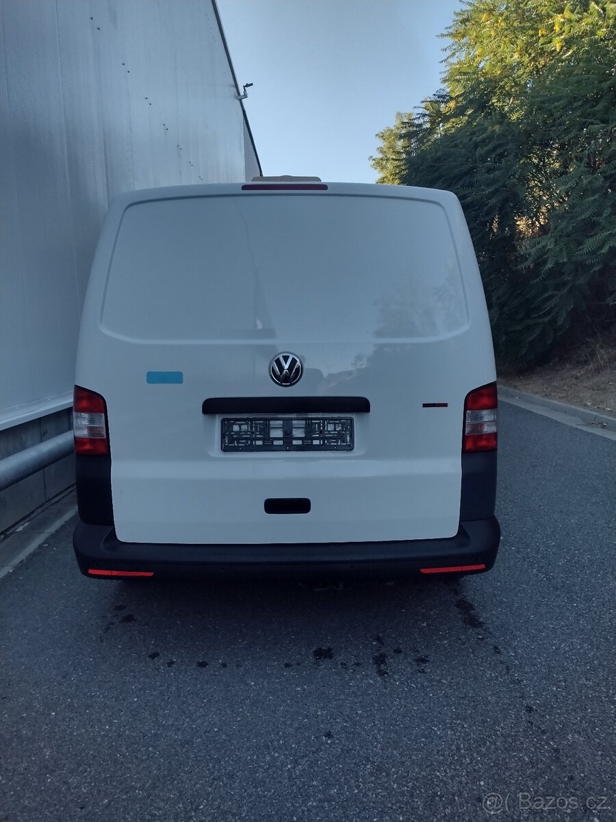 VW Transporter T5.1 2.0TDI - - DSG - 4
