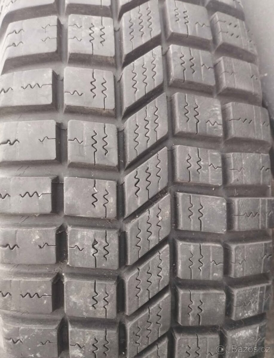 Rezervní kolo 15-XPC-LAND ROVER - 4