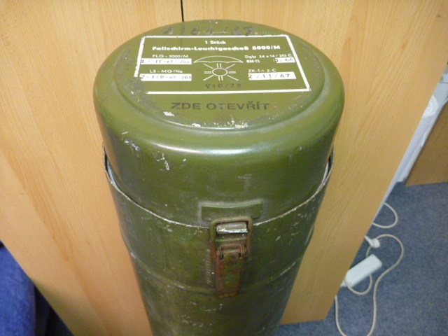 vzduchovka, vojenská raketa, zásobníky - 4