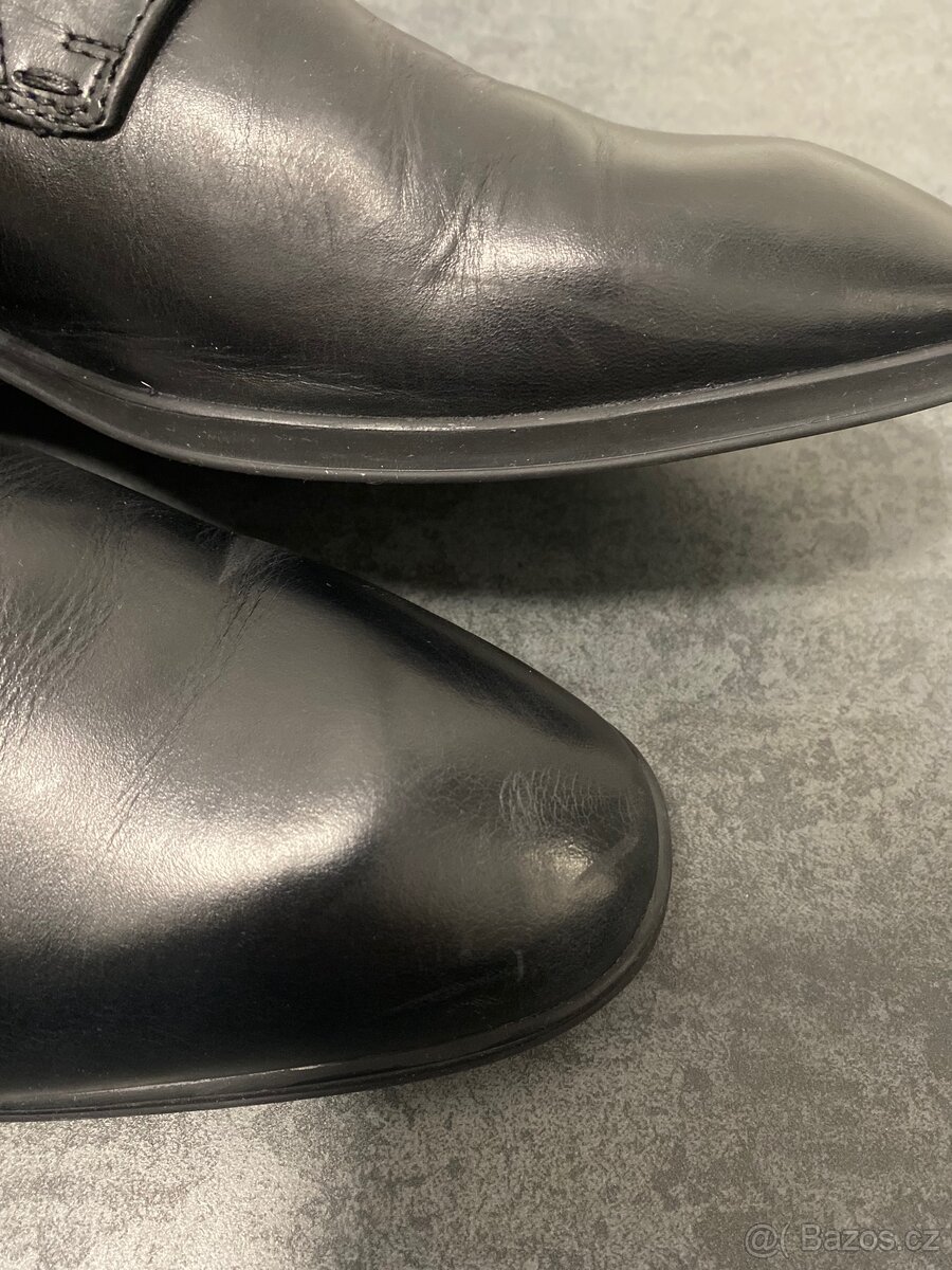 Elegantní nazouvací boty Bata - nero - 4