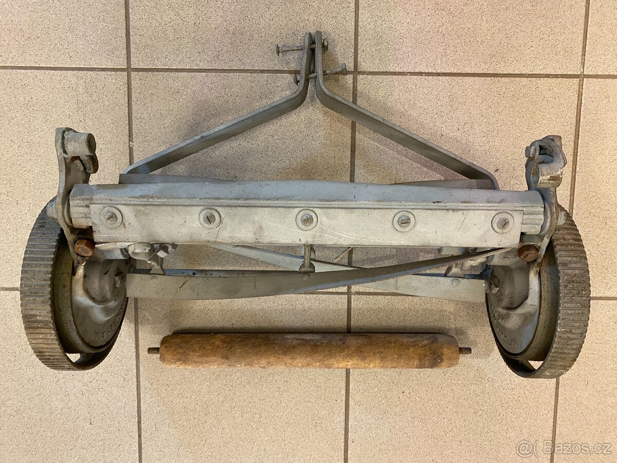 Americká ruční sekačka na trávu - 4