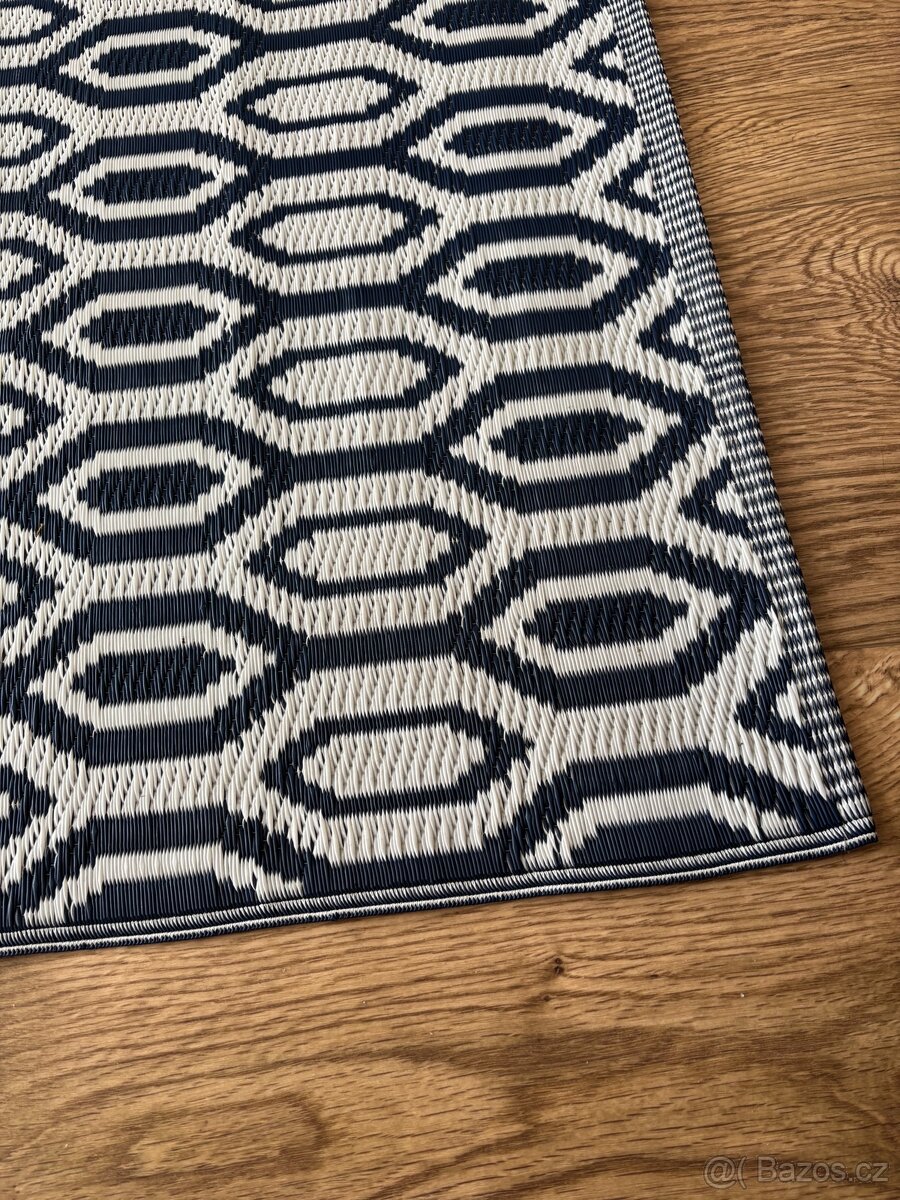 Vzorovaný koberec na balkón či terasu - 4