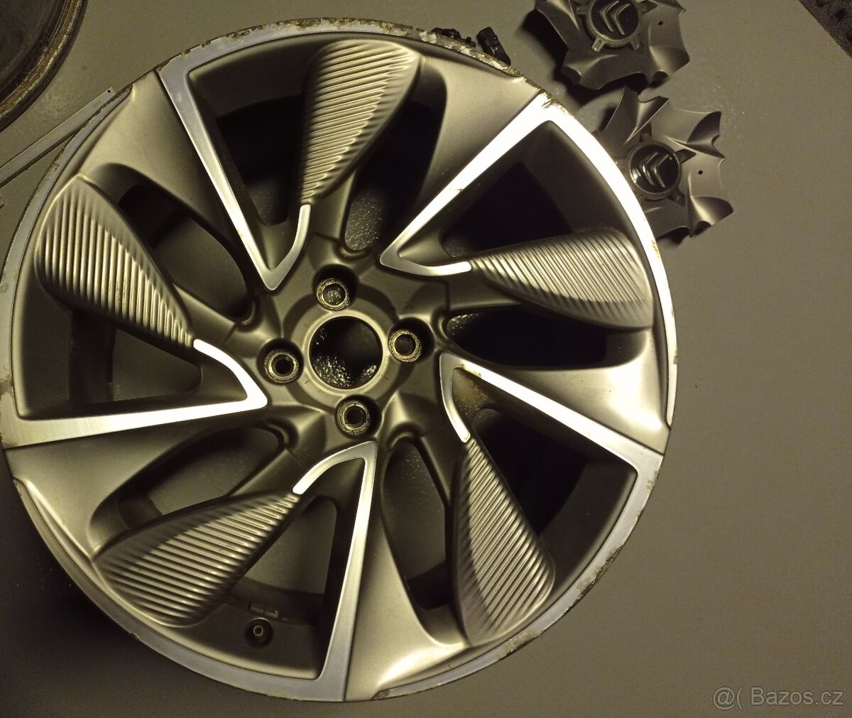 19" LETNI CAIRNS ORIGINAL CITROEN DS5, DS4, DS3 - 4