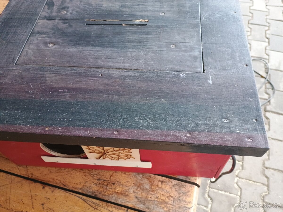 Dílenská cirkulárka. - 4