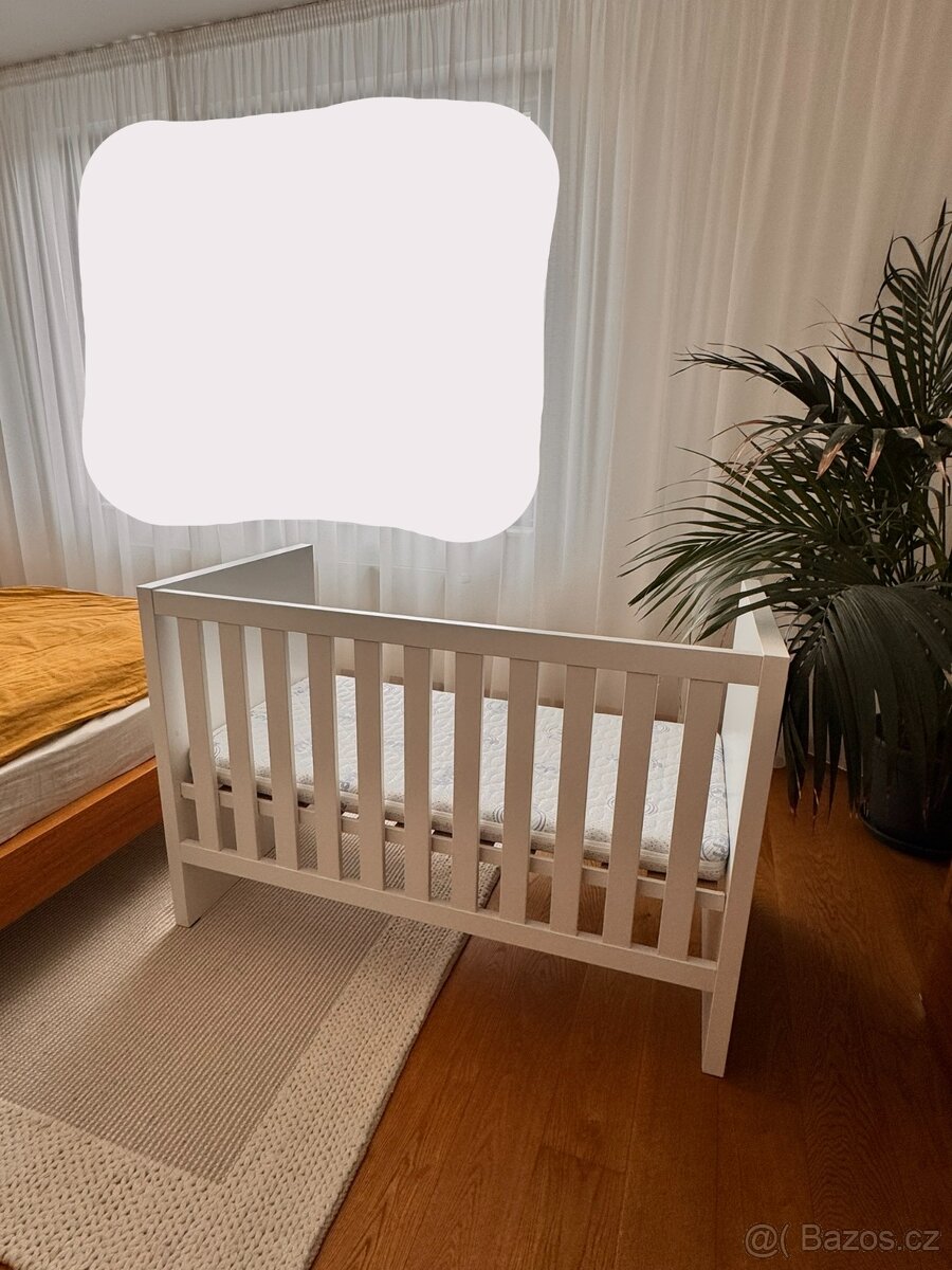 Prodám dětskou postýlku vč. matrace - 4