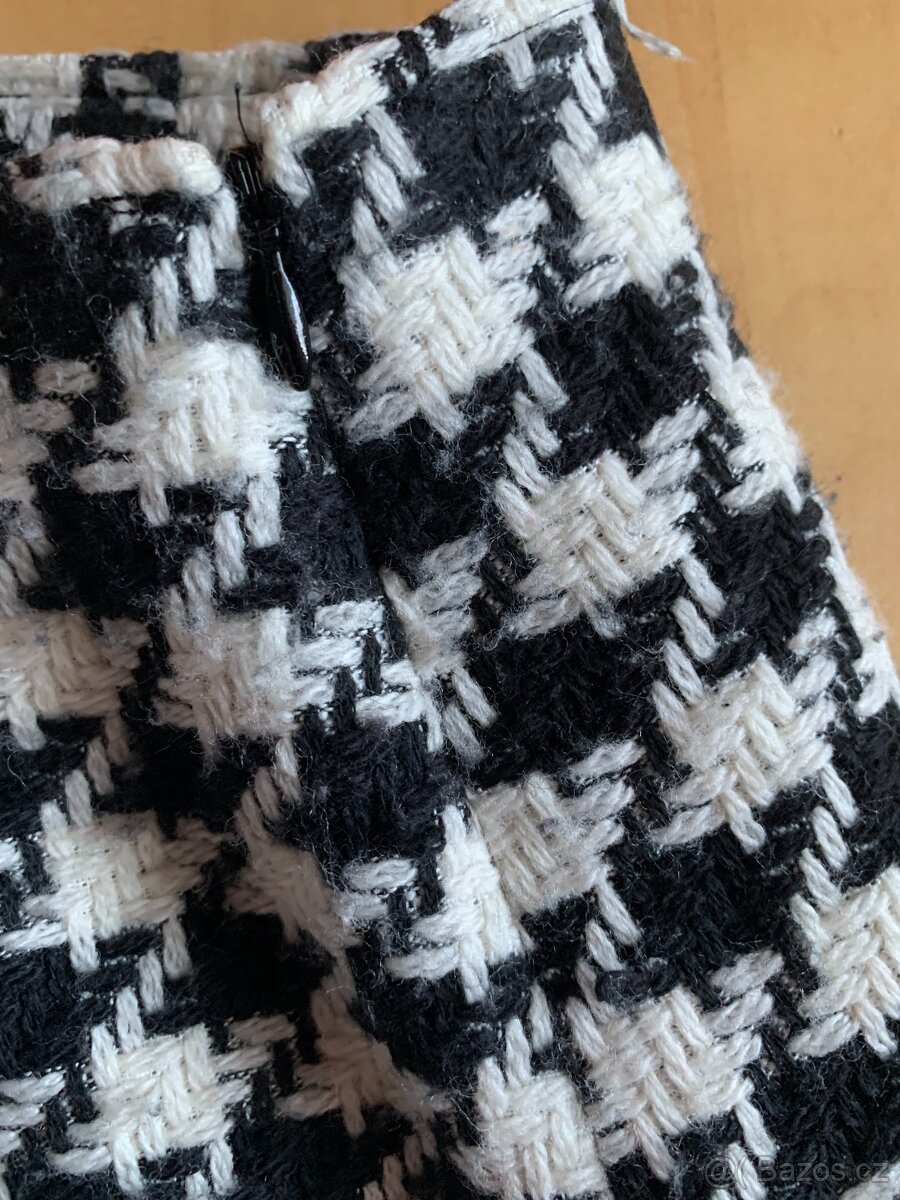 černobílá značková sukně - vel. S/M - 4