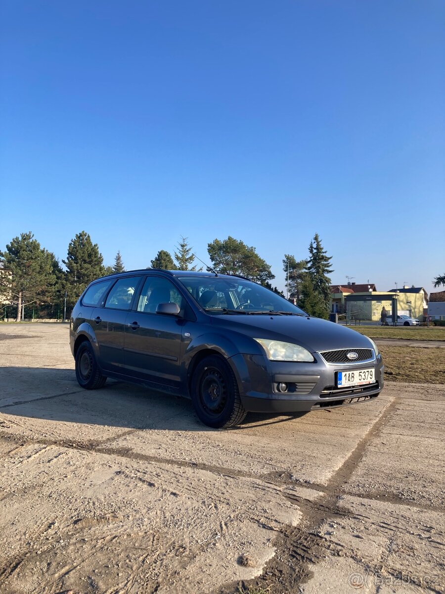 Ford Focus 1.8 TDCi, nafta - 4