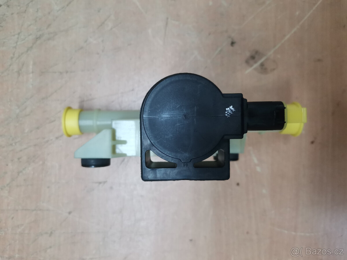 Regulátor tlaku Škoda originál nový - 4