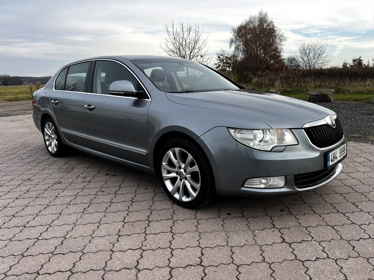 Škoda Superb, 1,8 TSi ELEGANCE 101000KM ČR - 4