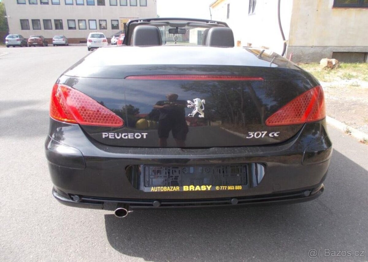 Peugeot 307 1,6 CC 80KW ,nová STK benzín manuál 80 kw - 4