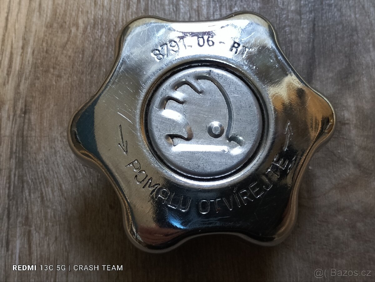 Víčko chladiče Škoda - 4