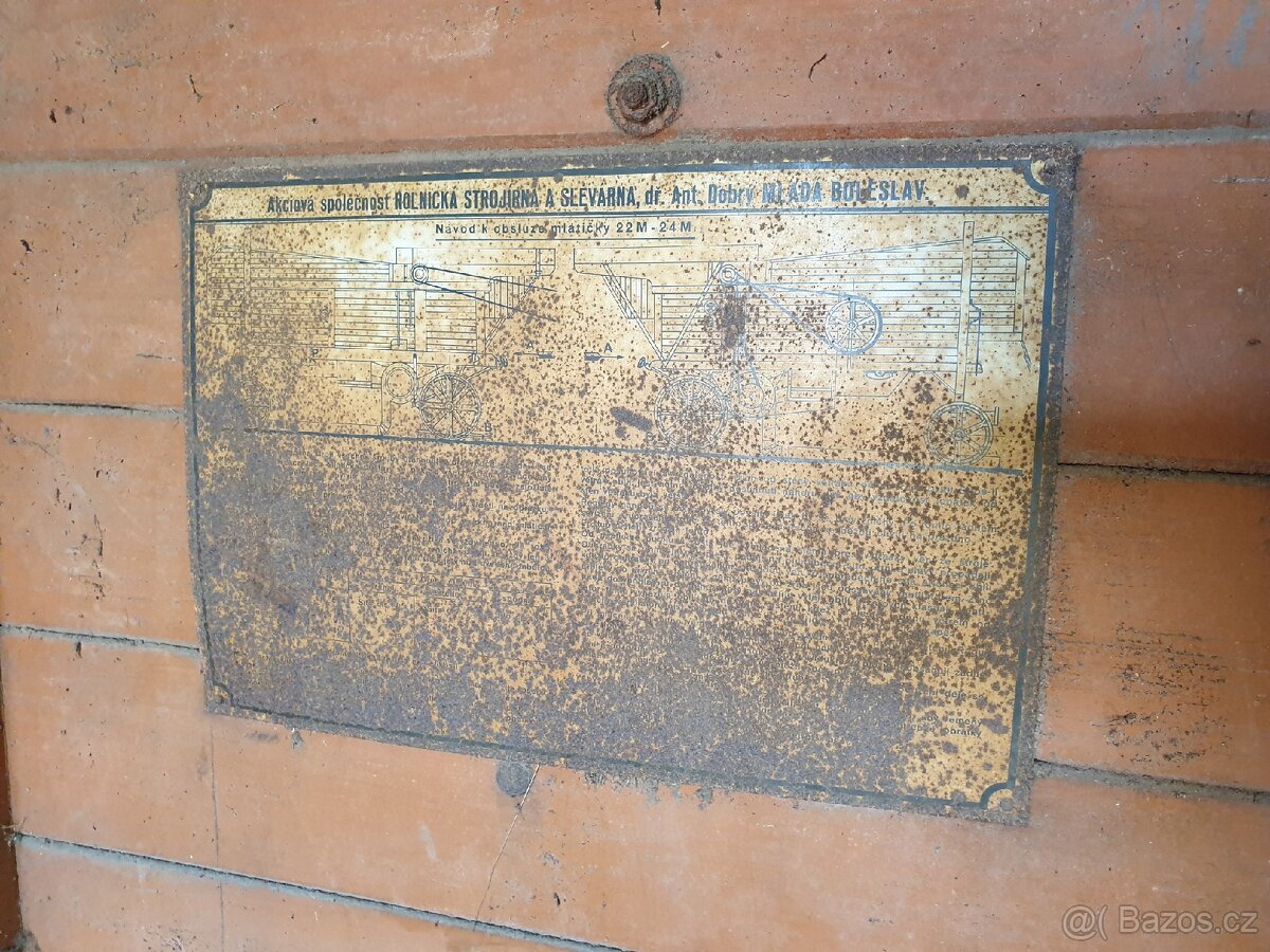 Prodám mlátičku, secí stroj a jiné historické vybavení - 4