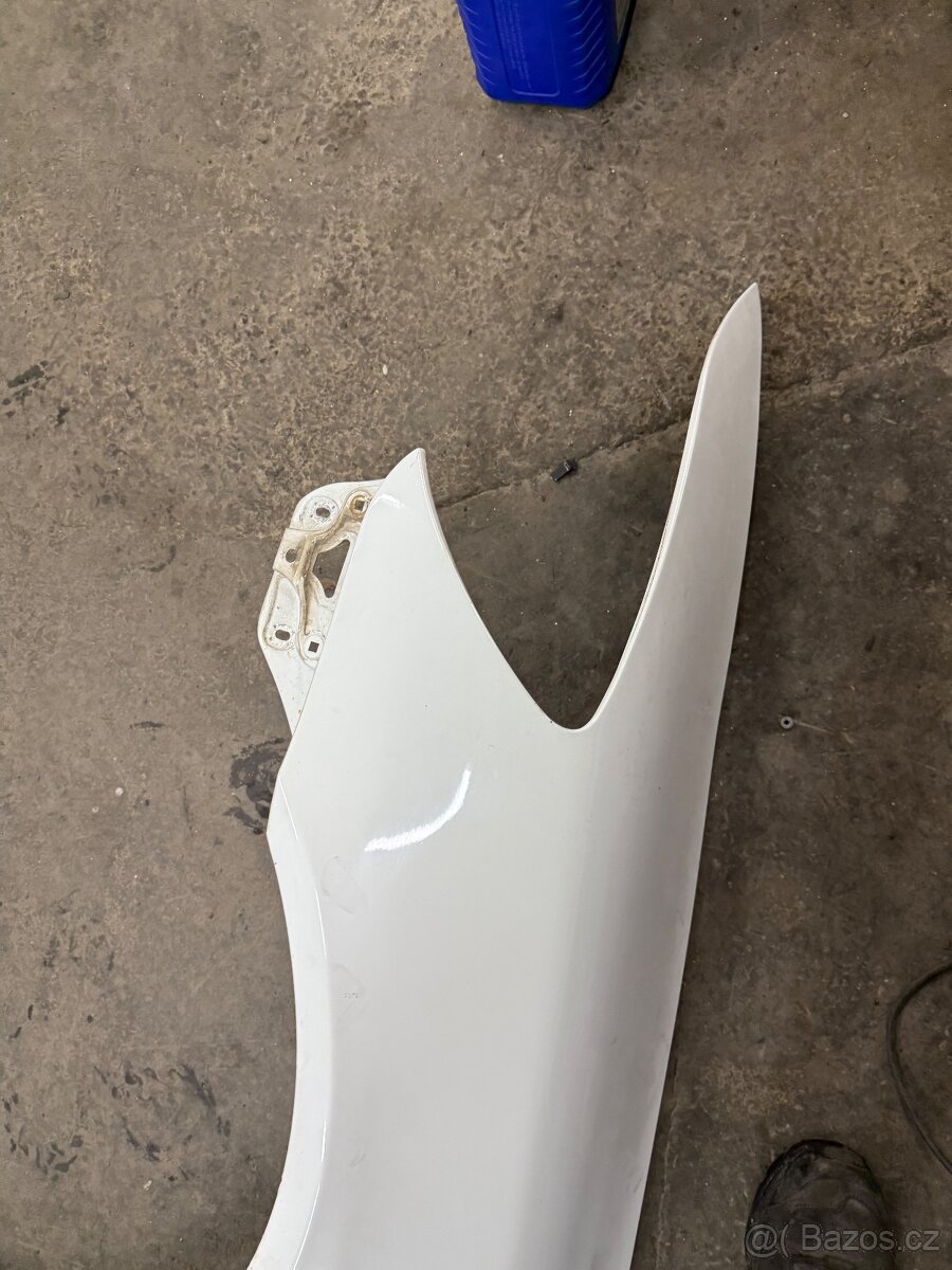 Blatniky škoda Octavia 2 facelift 1026 LF9E bílá - 4