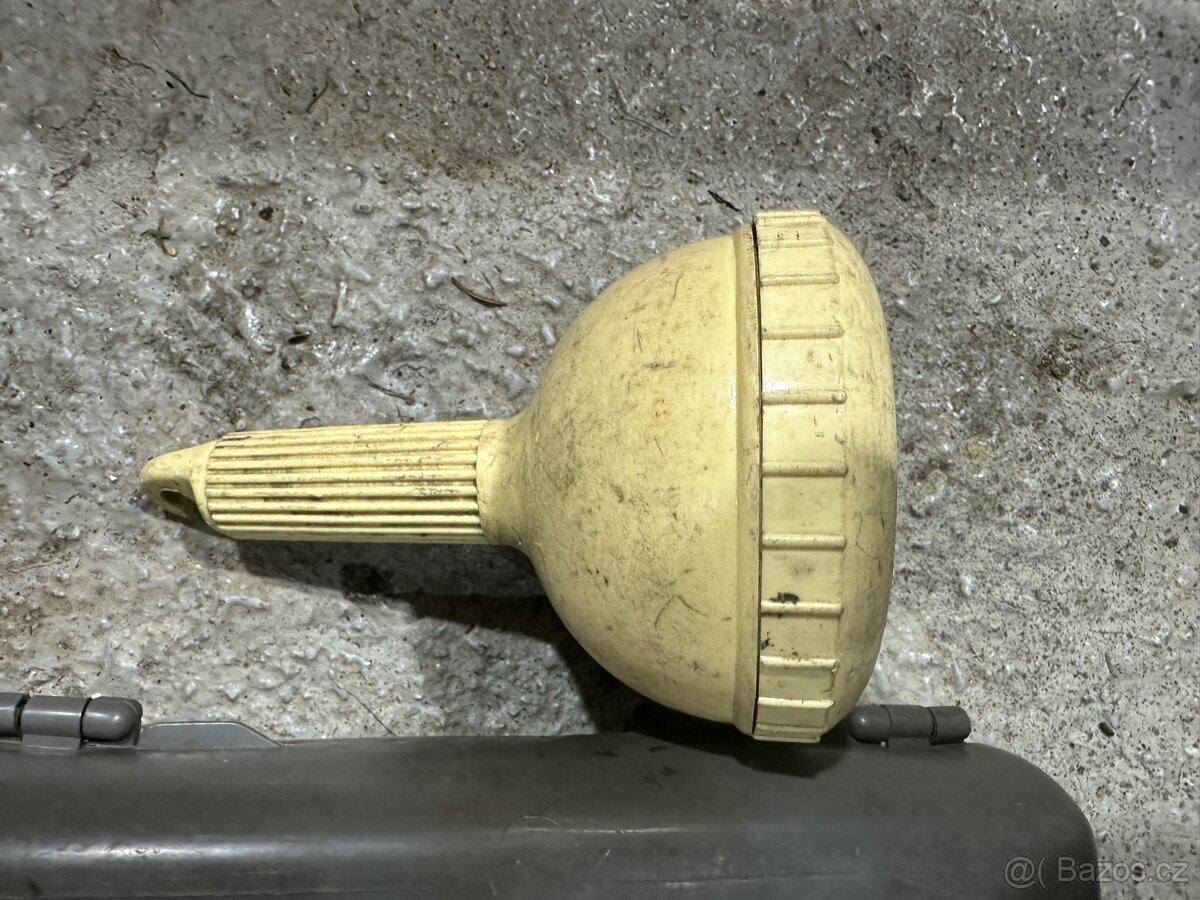 Lada Vaz Ziguli nářadí montážní lampa SSSR - 4