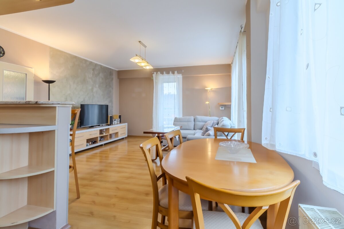 Prodej bytu, Kladno - Ostrovec, ul. Vojtěcha Lanny - 4