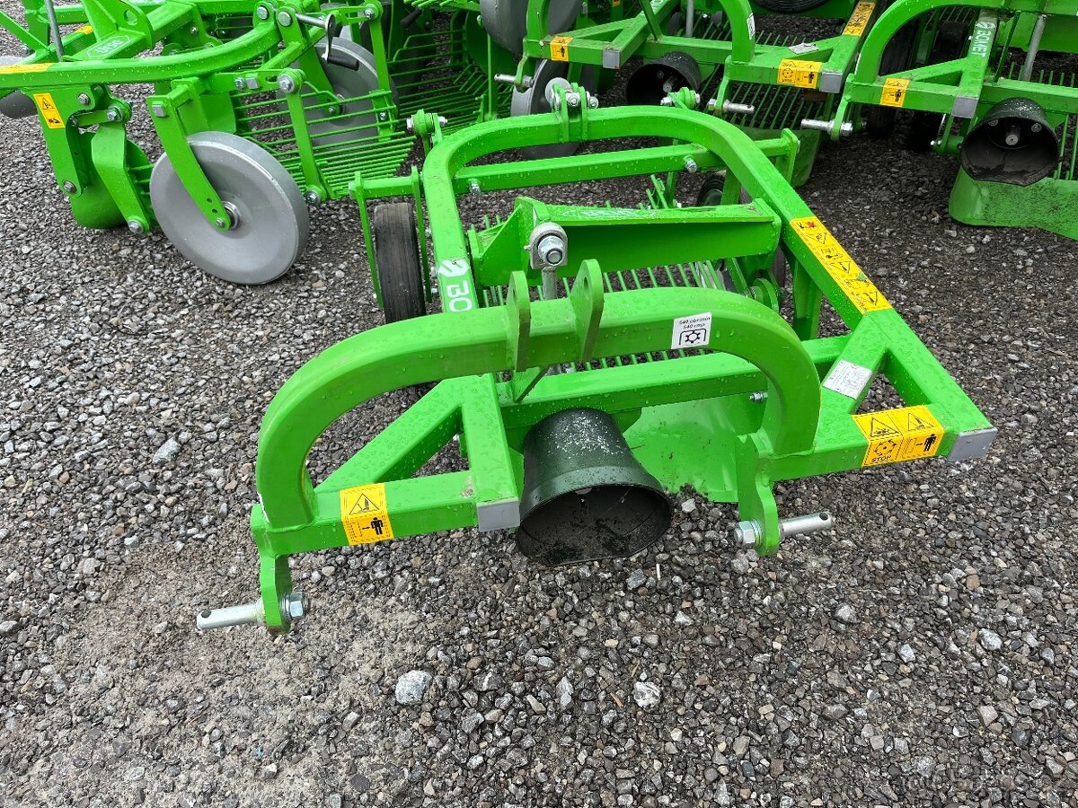 Vyorávač brambor za malotraktor BOMET - 4