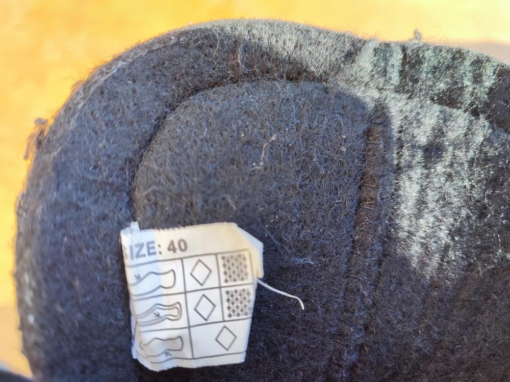 Prodám brusle vel. 40 - 4