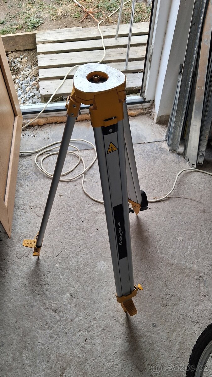 Nivelační přístroj - 4