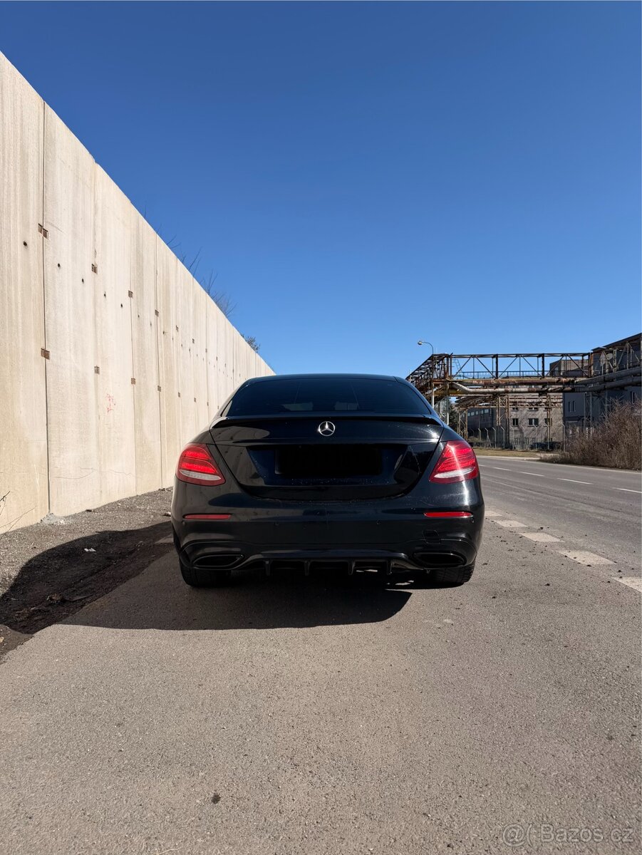 Mercedes-Benz Eclass 220cdi DPH E63bodykit - 4