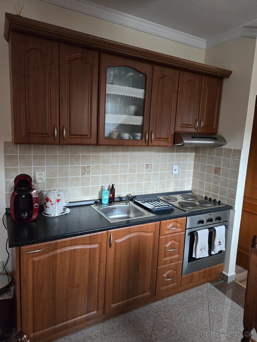 Pronájem bytu Rajecké Teplice - 4