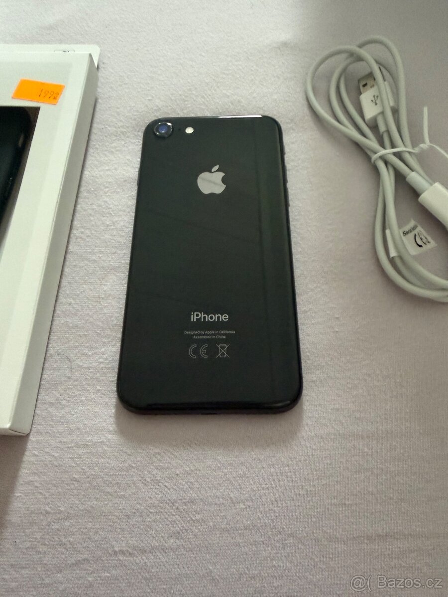 iPhone 8 64GB - 4