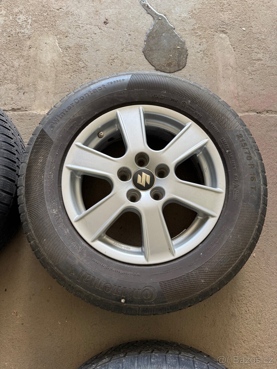 Suzuki Vitara kola - 4