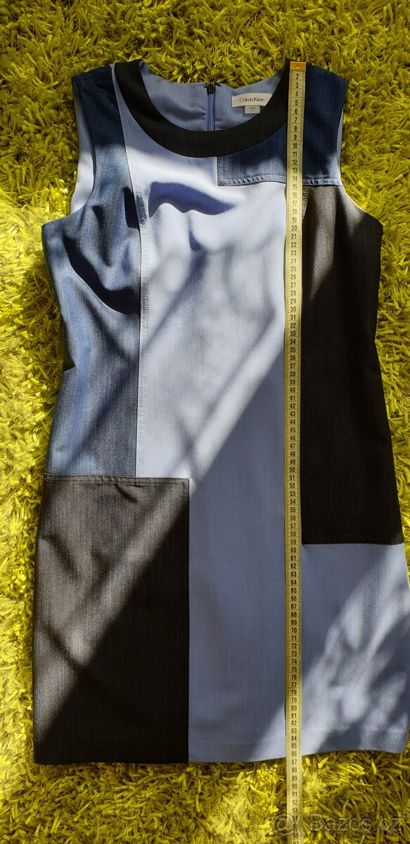 Letní šaty bez ramínek Calvin Klein - modré - 4