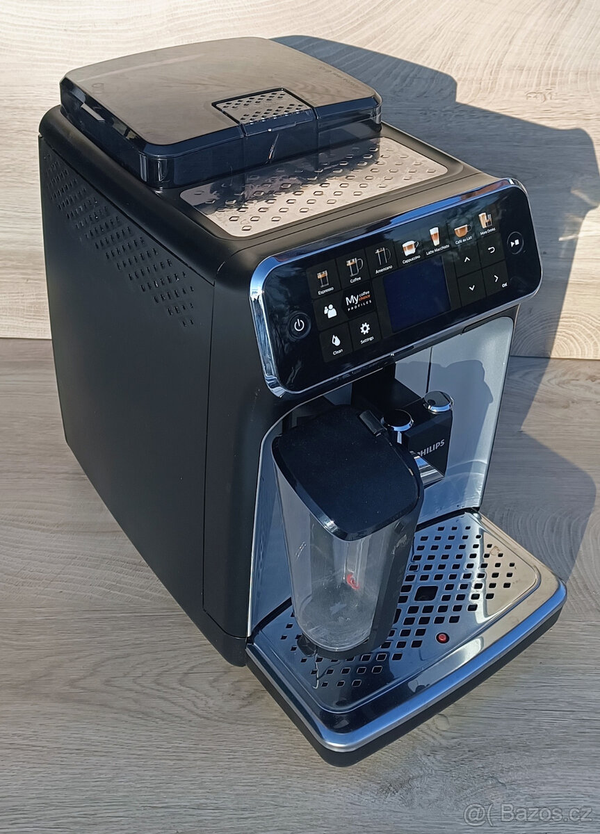 Automatický kávovar Philips LatteGo EP5446/70 - se zárukou - 4