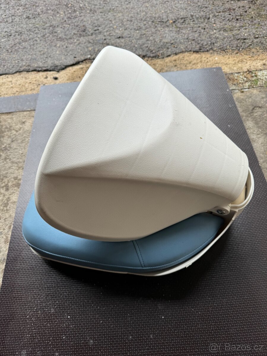 Sedadlo kapitána Quicksilver - 4