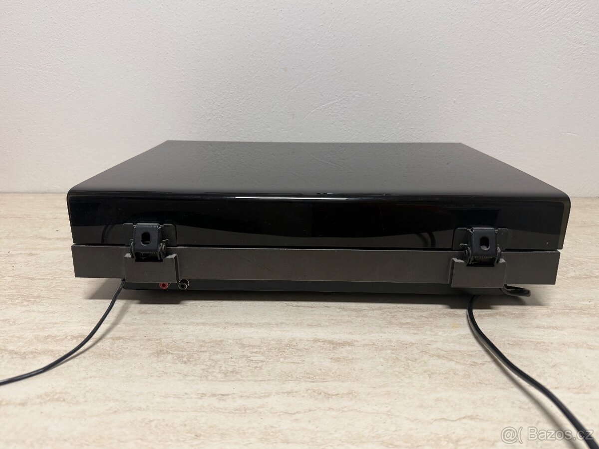 Gramofon Tesla NC470 - 4