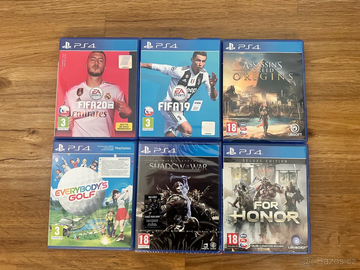 PS4, 500GB + 2 ovladače - 4