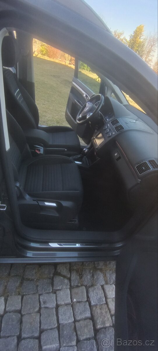 VW Touran - 4